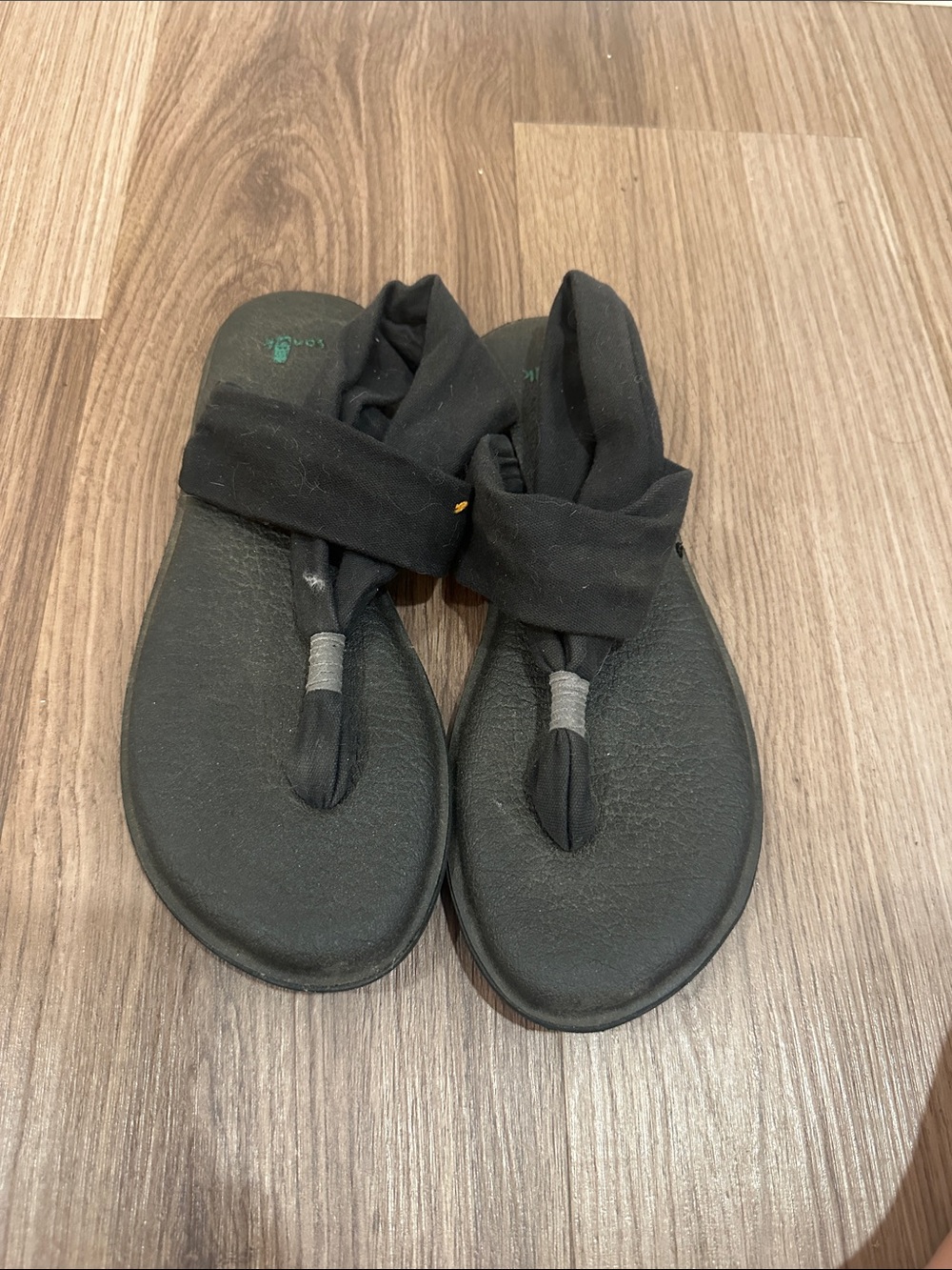 Sanuk Black Wrap Toe-Post Women's Sandals